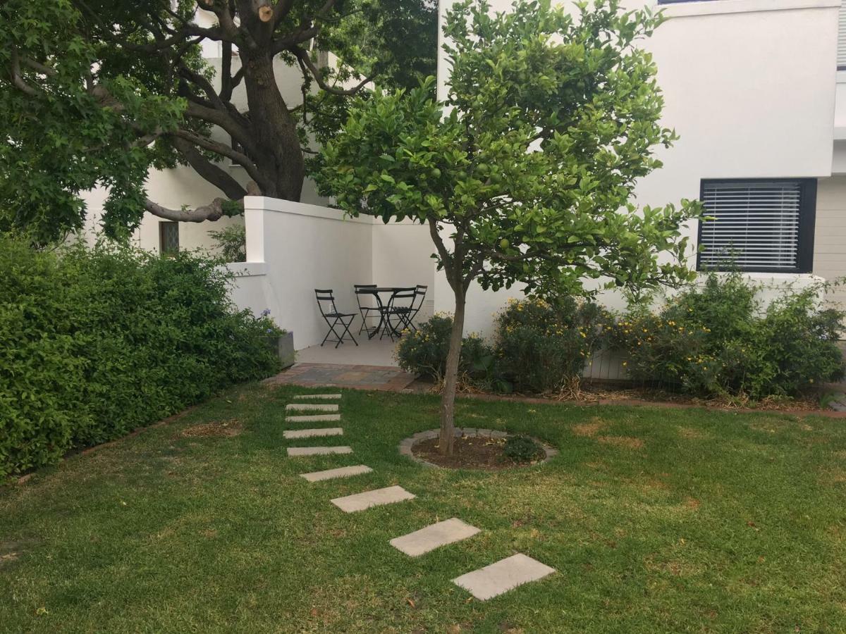 Table Mountain Guest Cottage With Private Garden Cape Town Exterior photo